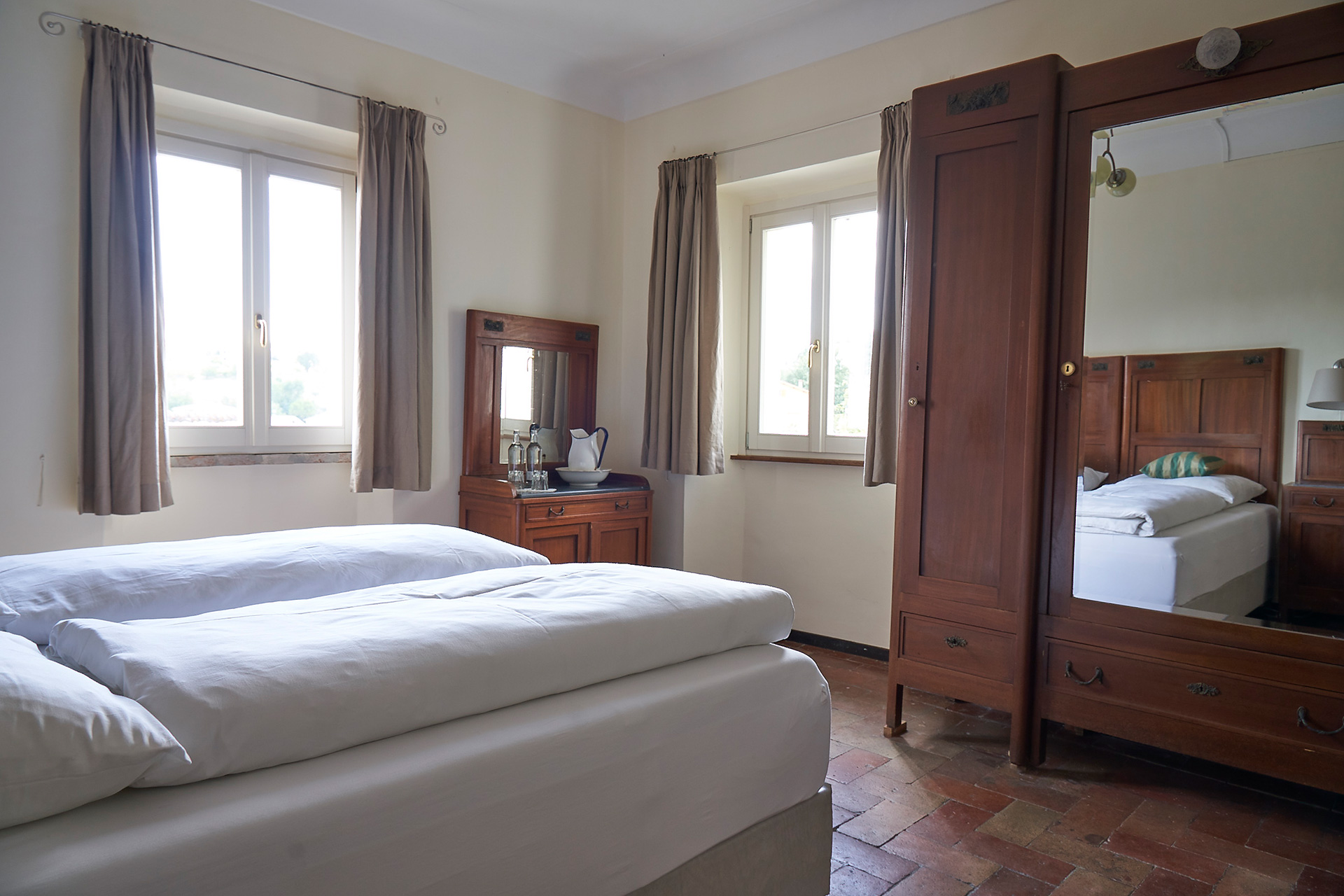 Villa Cartoceto – Rooms & Rates, Room Oliva